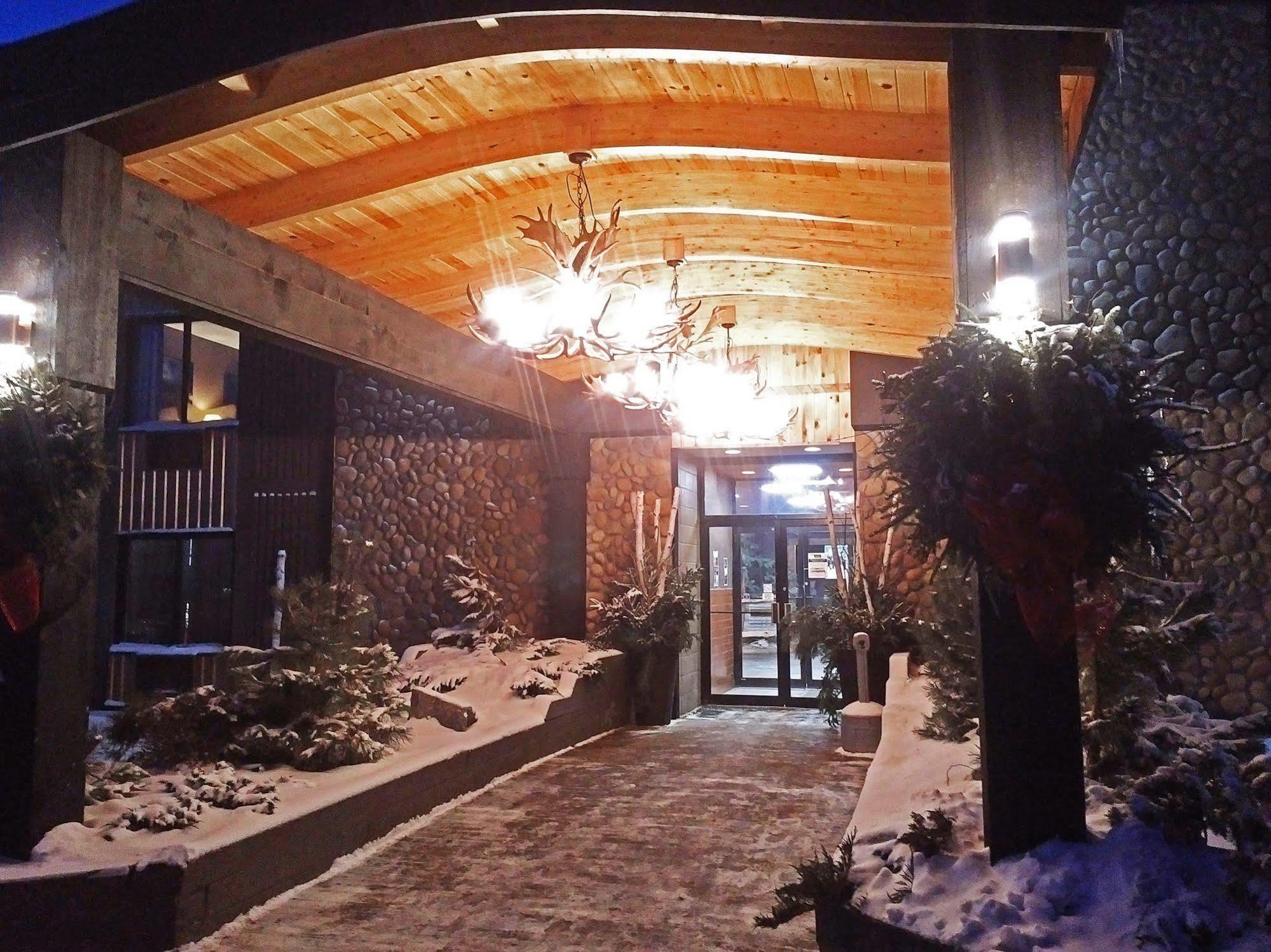 Copper River Inn フォートフランシス エクステリア 写真